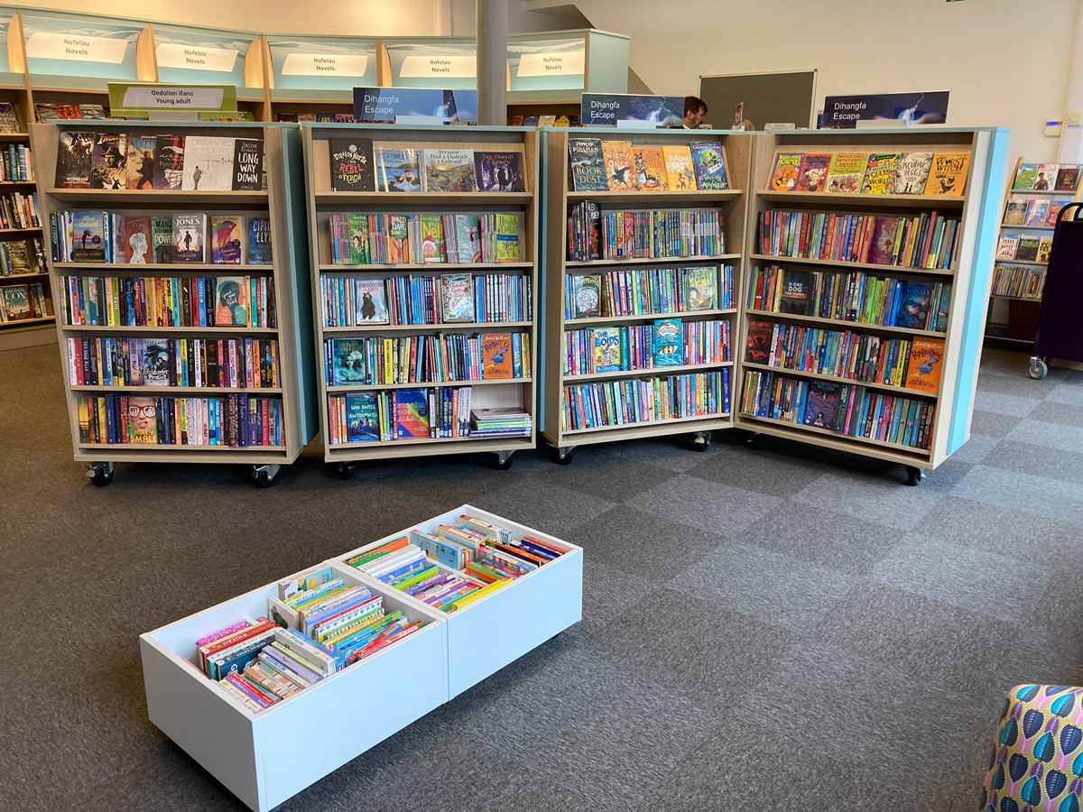 Llanfairfechan: Merchandising children’s books