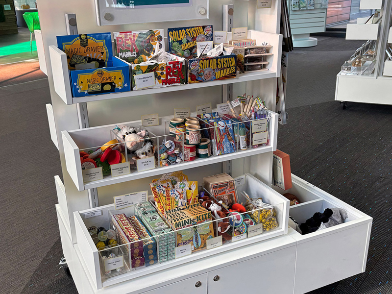 Our flexible shop units take all sizes and types of product