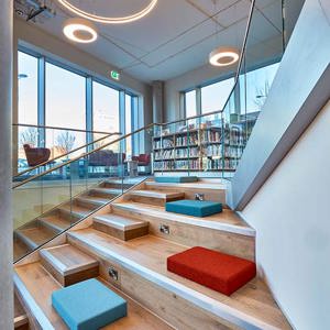 Cushion seating - copyright BHB Architects