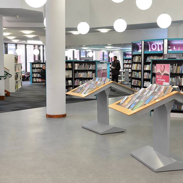Quick choice area, Redbridge Library
